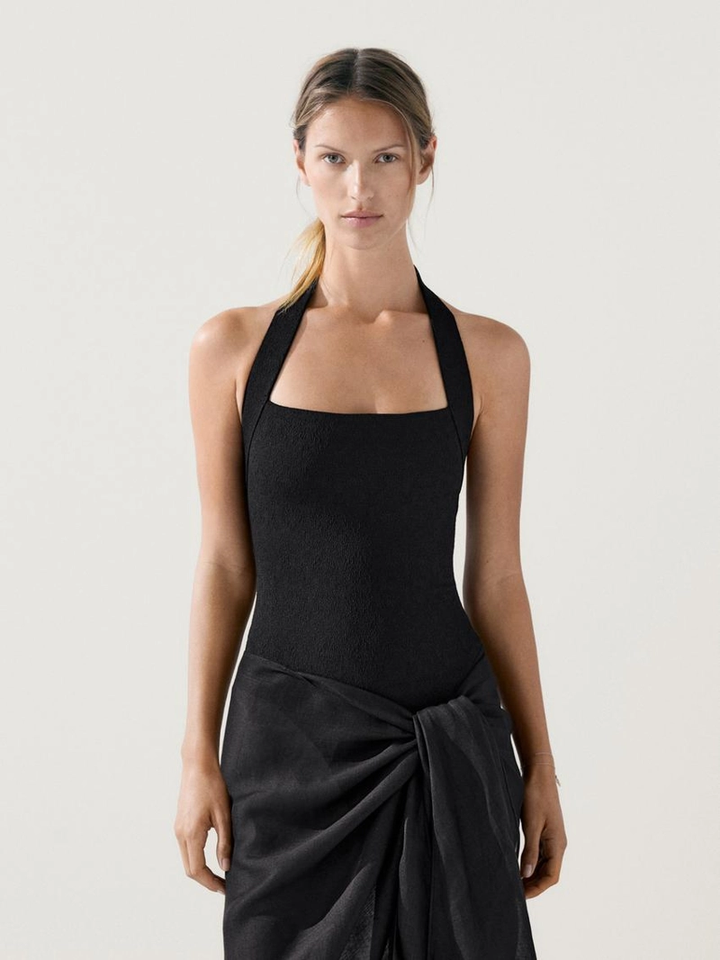 Купальник с галтерами и текстурой