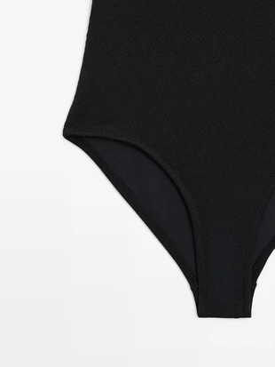 Купальник с галтерами и текстурой- Заказать в России