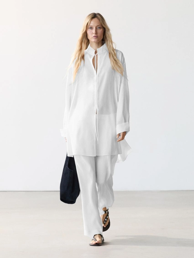 Рубашка из льняной ткани с отстегивающимся воротником