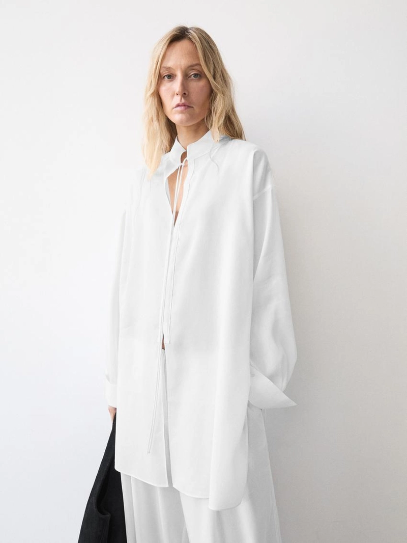 Рубашка из льняной ткани с отстегивающимся воротником