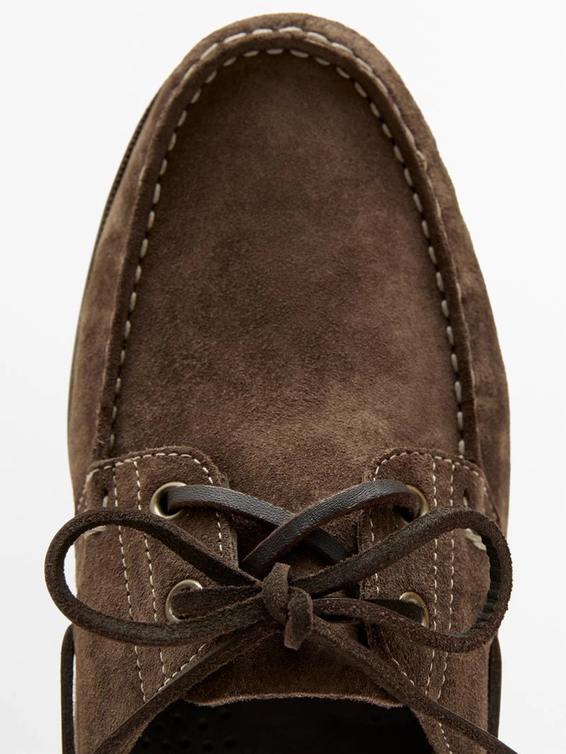 Мокасины из замши для яхтенного стиля