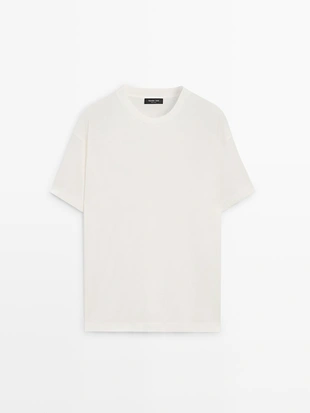 Широкая футболка из хлопкового смесового материала с короткими рукавами- Заказать в России