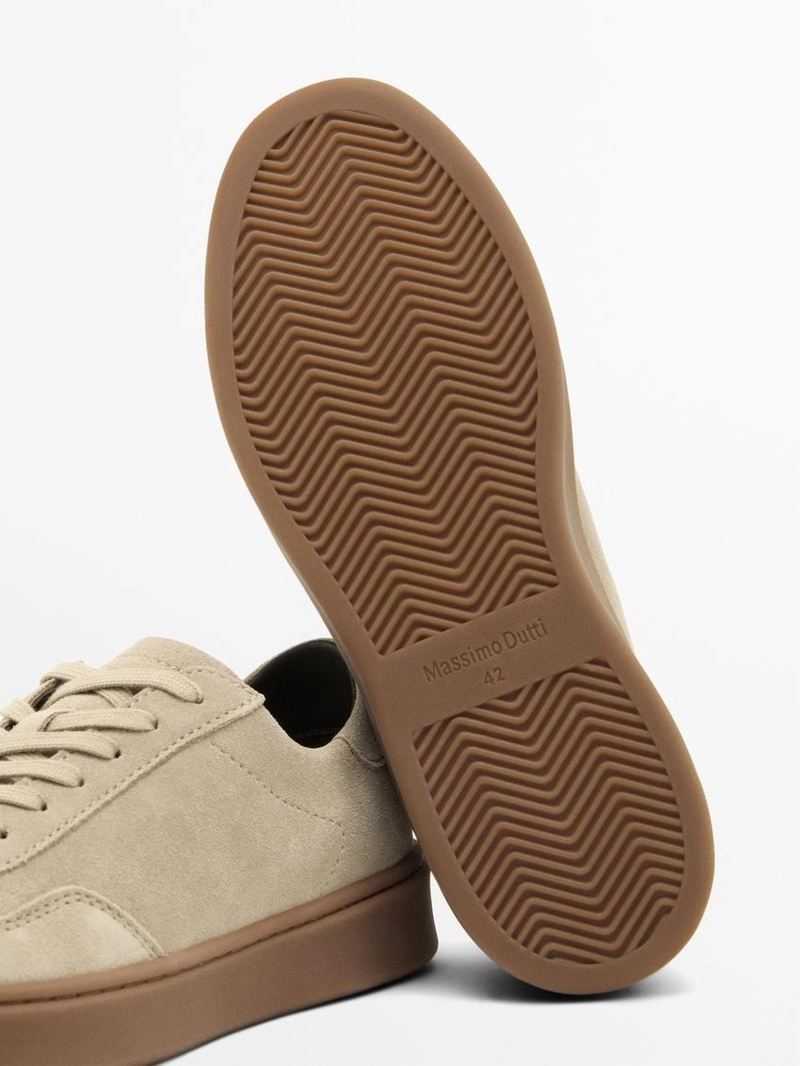 Кроссовки из разделанной замши