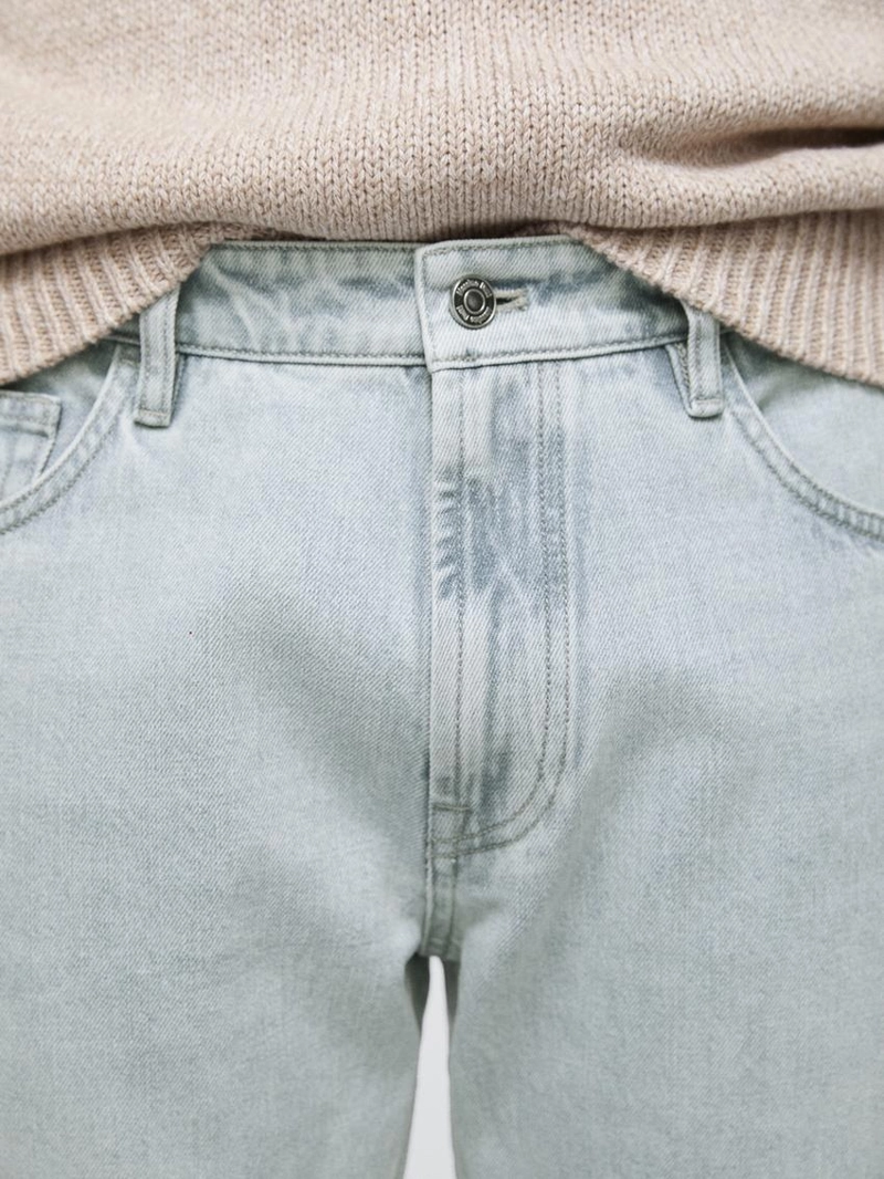 Джинсы с зауженным кроем