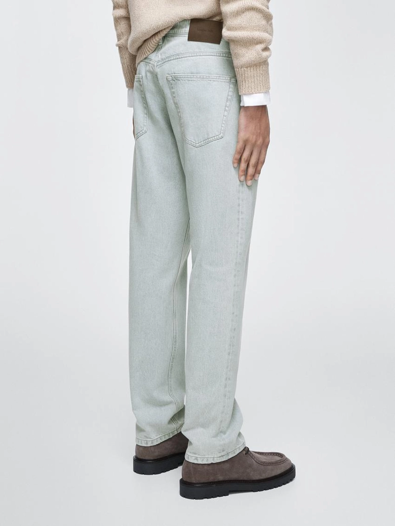 Джинсы с зауженным кроем