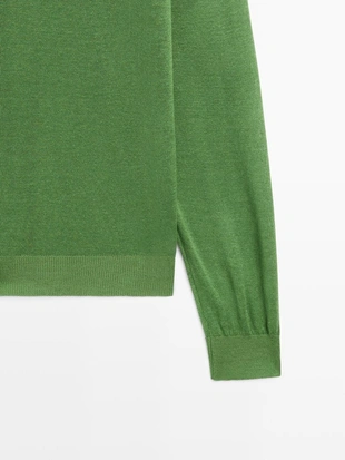 Джемпер из льняно-кашемирового трикотажа с округлым вырезом- Заказать в России