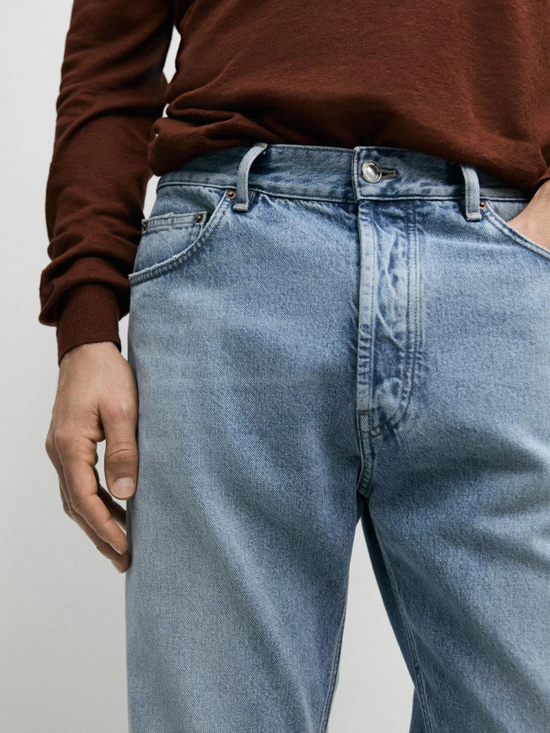 Джинсы прямого кроя