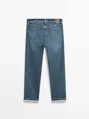 Джинсы прямого кроя- Заказать в России