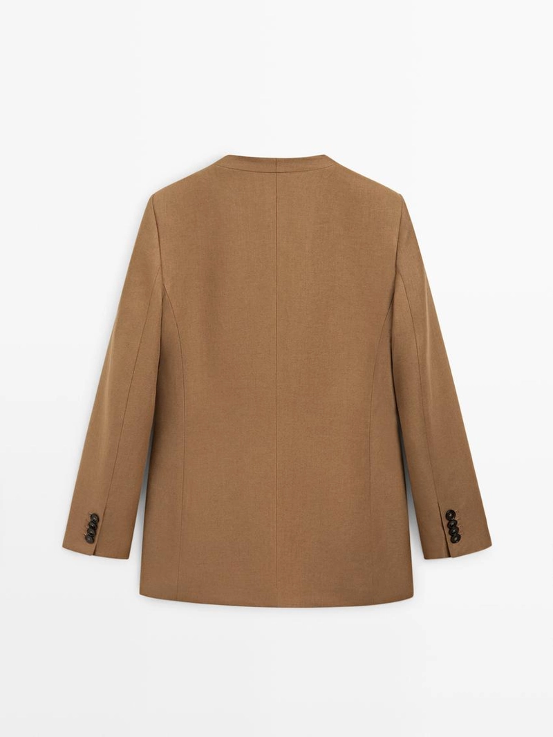 Пиджак на льняной основе без воротника с застежкой на пуговице