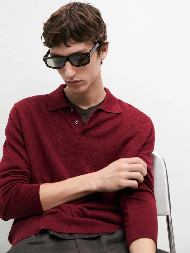 Трикотажный свитер с воротником поло из льна