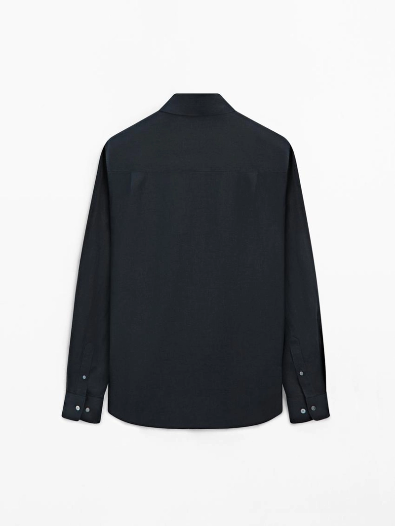 Рубашка из льна свободного кроя с длинным рукавом