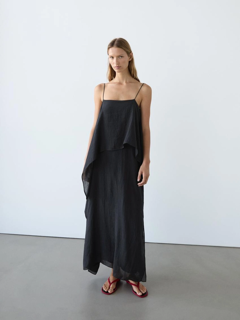 Платье миди с асимметричным оборкой