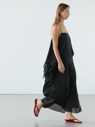 Платье миди с асимметричным оборкой- Заказать в России