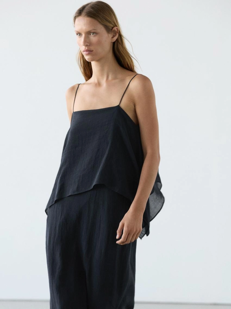 Платье миди с асимметричным оборкой