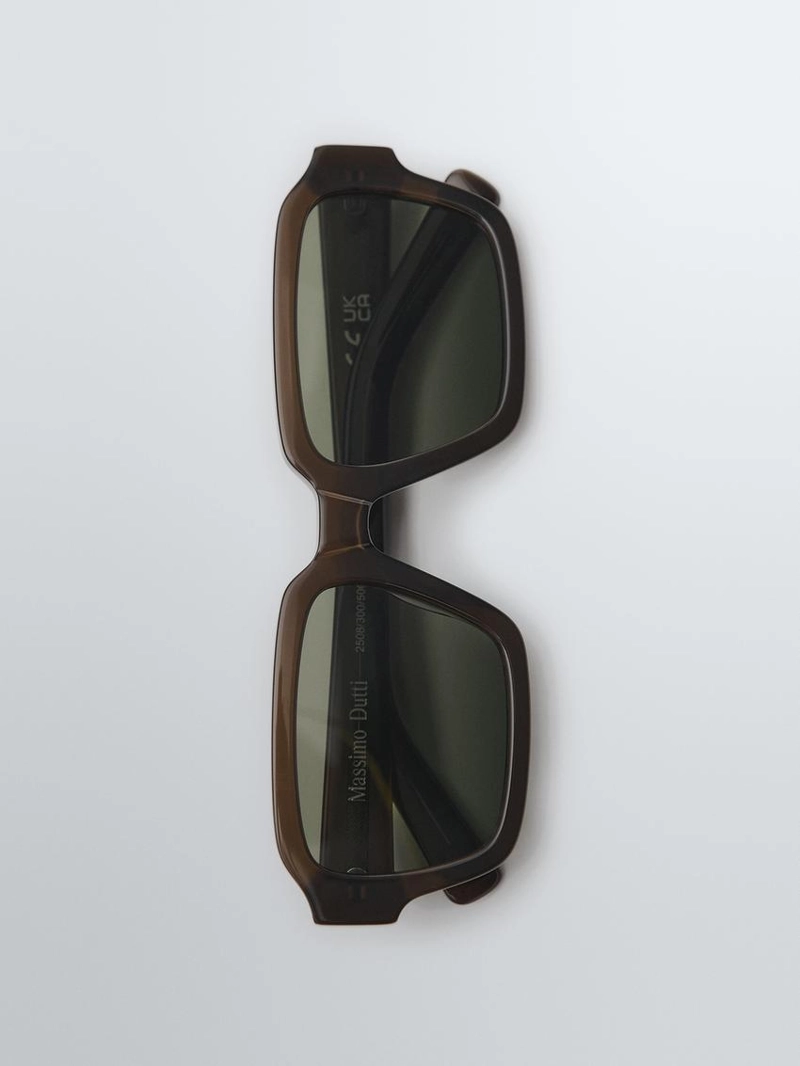 Солнечные очки прямоугольной формы