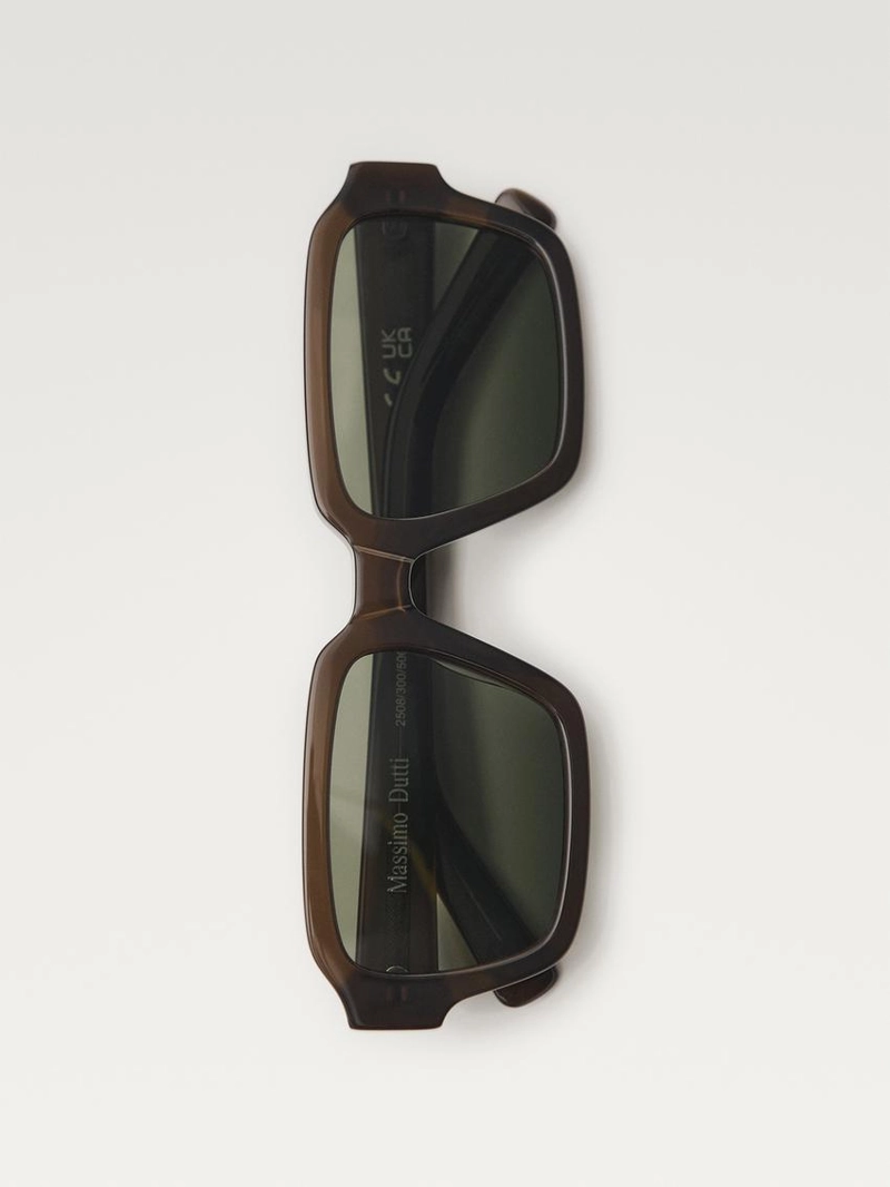 Солнечные очки прямоугольной формы