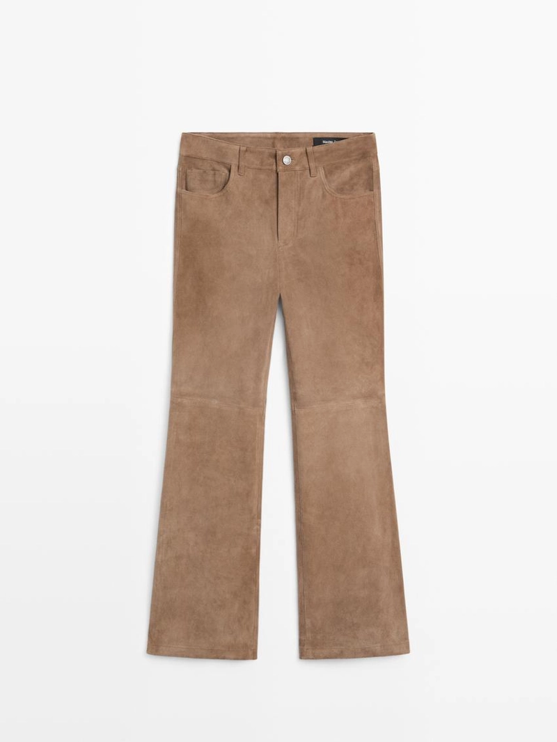 Кожаные леггинсы с запахом и расклешенными штанинами