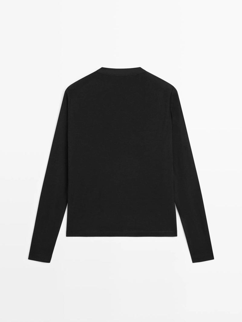 Водолазка из шерстяной смеси с застежкой на пуговицы