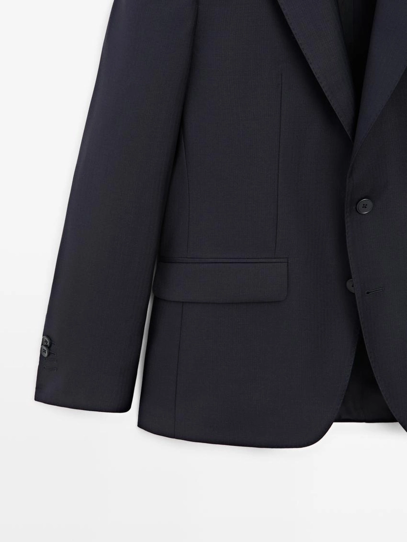 Пиджак из прохладной шерсти