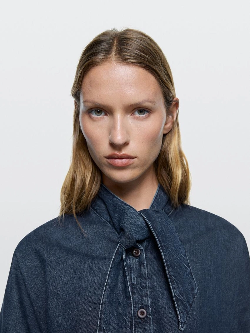 Джинсовая рубашка с деталями воротника