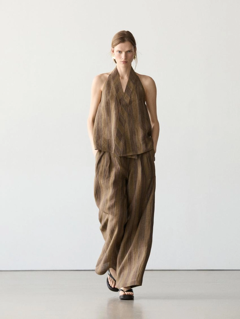 Жилет с принтом и перекрещивающимся вырезом