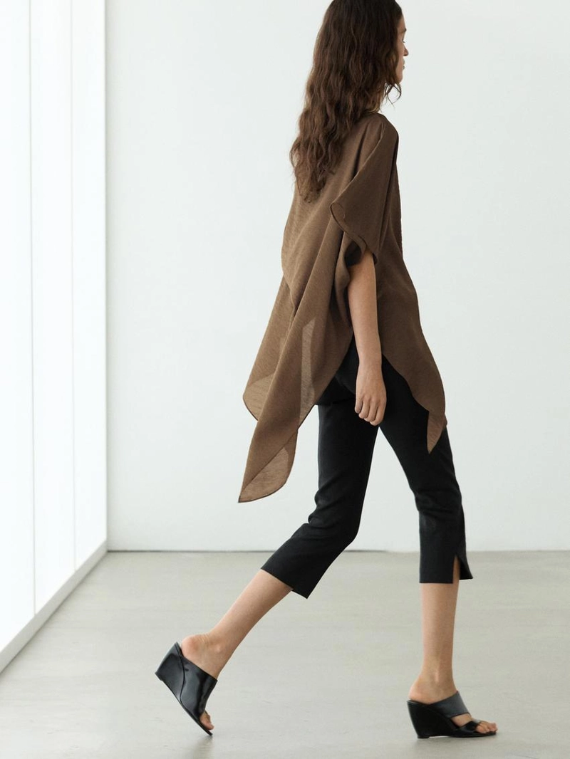 Асимметричная блуза с капюшоном