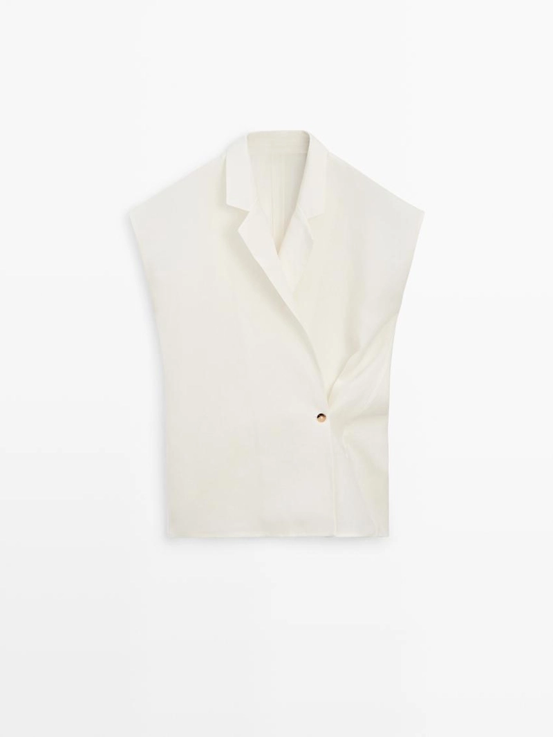 Жилет из льна на пуговицах