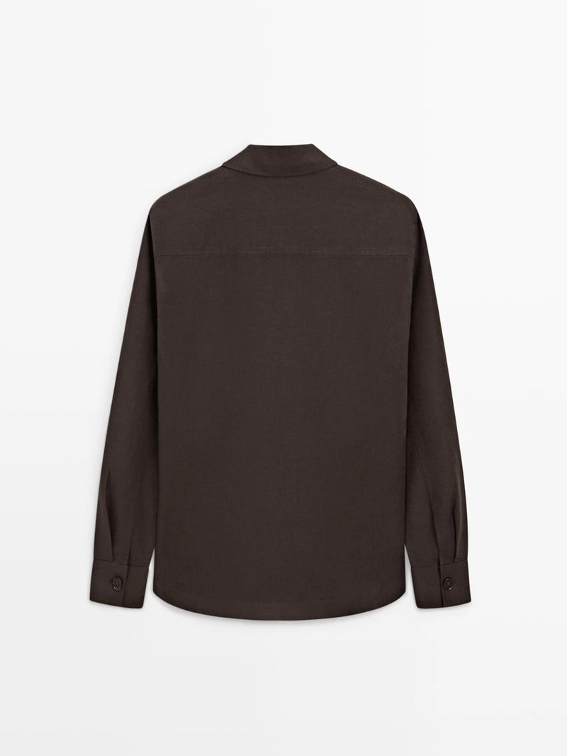 Льняная рубашка с карманами