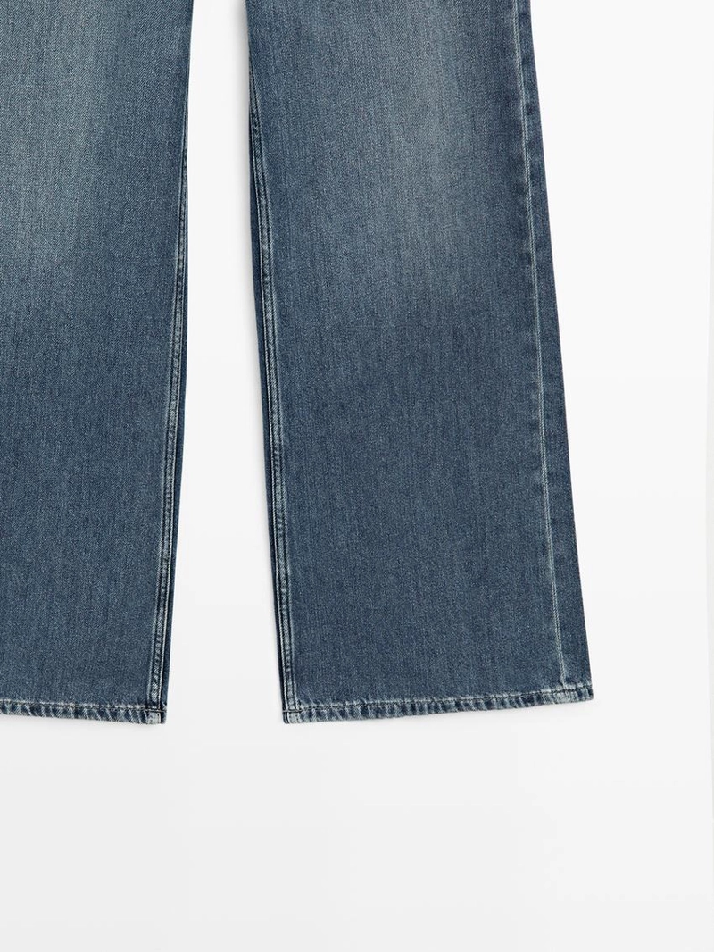 Джинсы с высокой талией и широкими брючинами