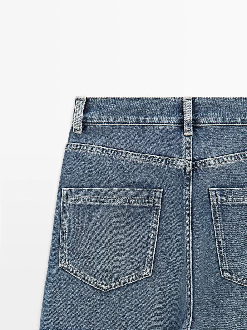 Джинсы с высокой талией и широкими брючинами