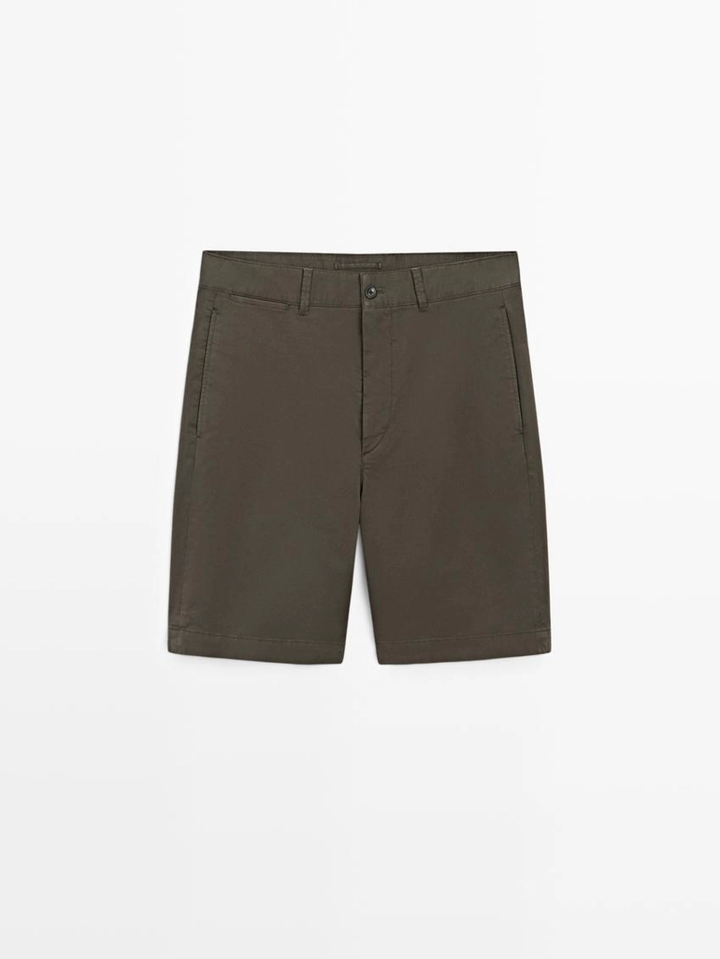 Шорты бермуды из хлопково-синтетической смеси с карманом