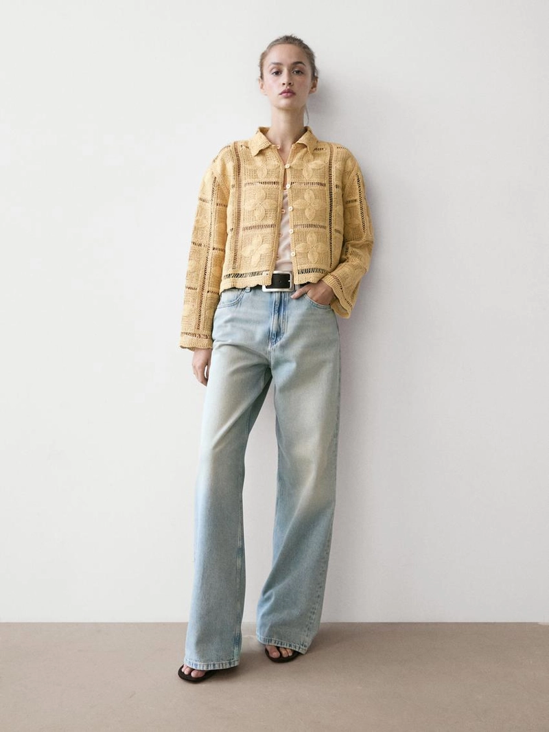 Кардиган с кружевными вырезами