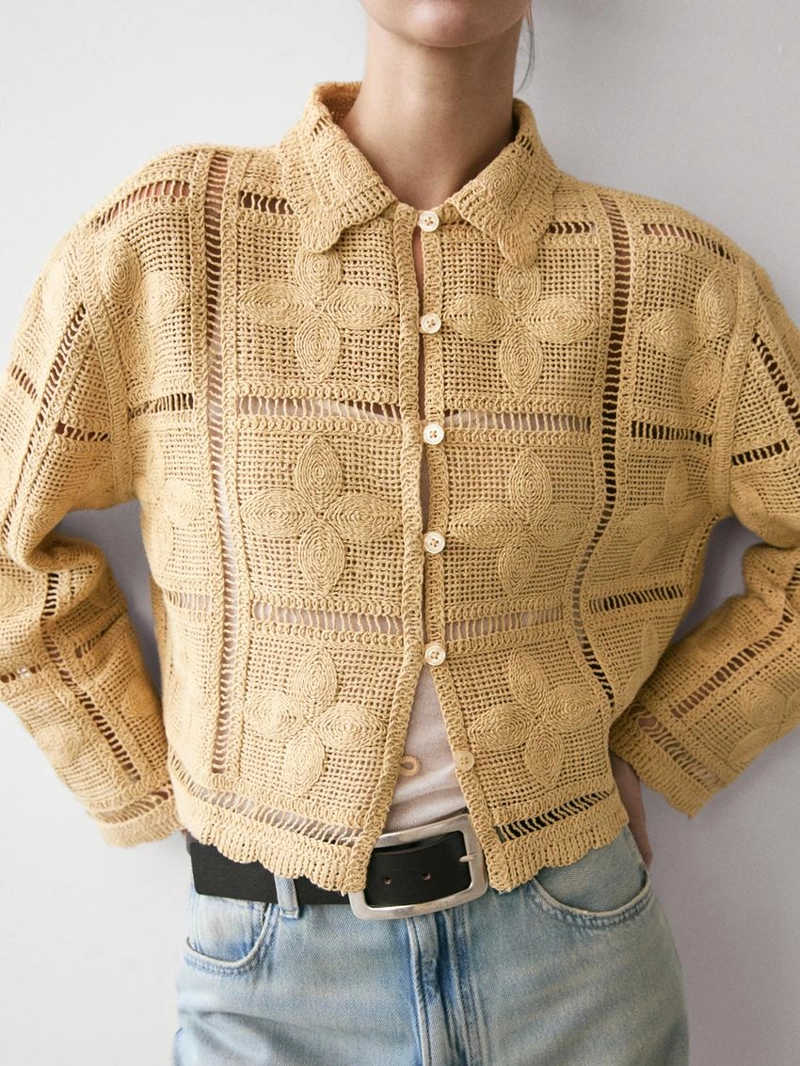 Кардиган с кружевными вырезами