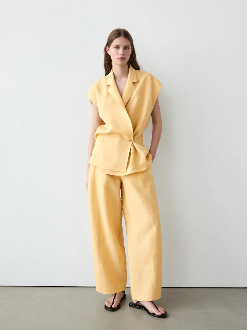 Льняные брюки свободного кроя