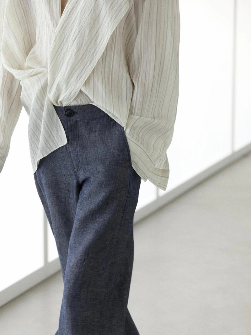 Брюки-палаццо из льна с высокой талией