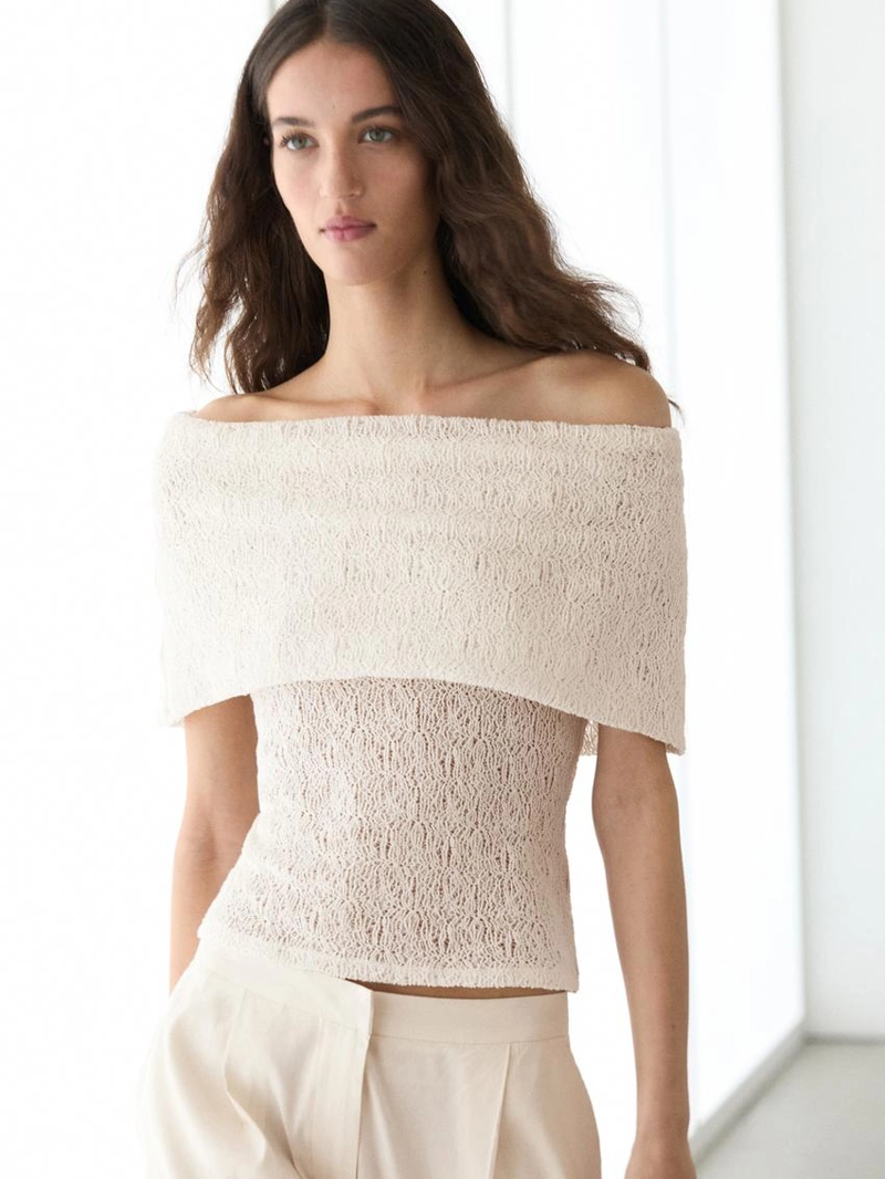 Топ с текстурой на одно плечо