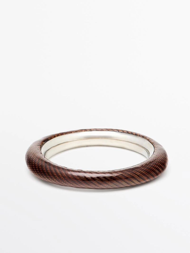 Браслет с текстурой эмали