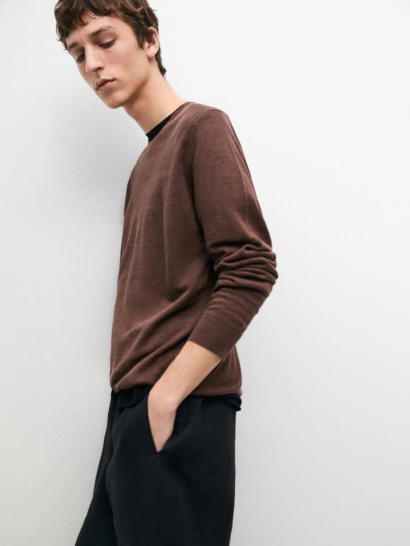 Свитер с круглым вырезом из льняного вязаного полотна