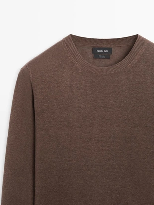 Свитер с круглым вырезом из льняного вязаного полотна- Заказать в России