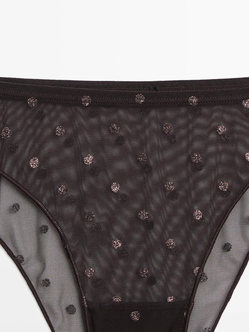 Полупрозрачные трусики в горошек