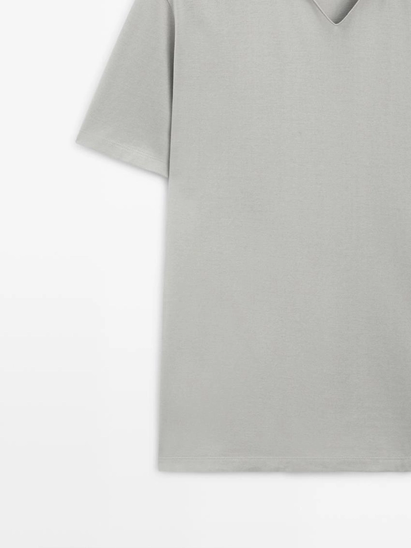 Поло с v-образным вырезом из хлопка massimo dutti