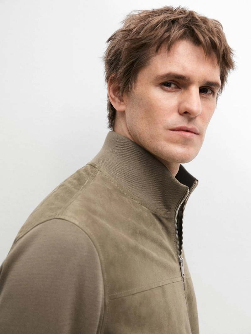 Куртка из контрастной вязки и замши