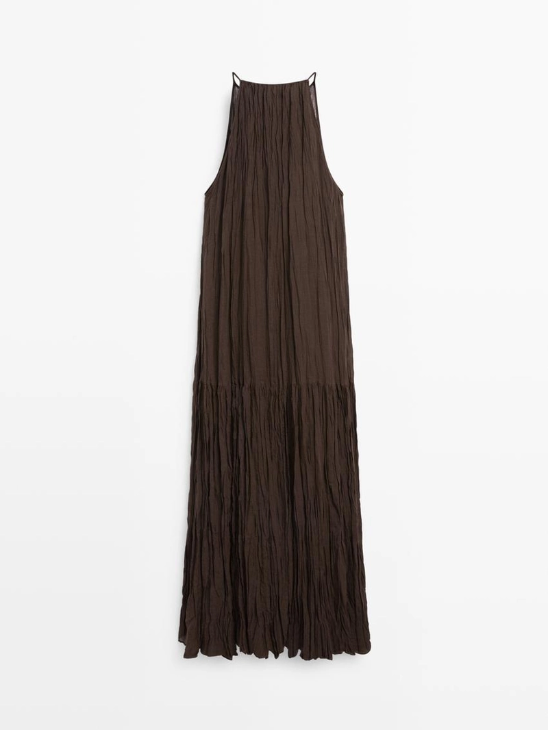 Платье миди с плиссированной отделкой и пуговицами