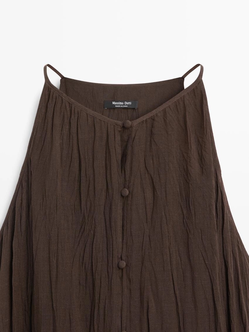 Платье миди с плиссированной отделкой и пуговицами