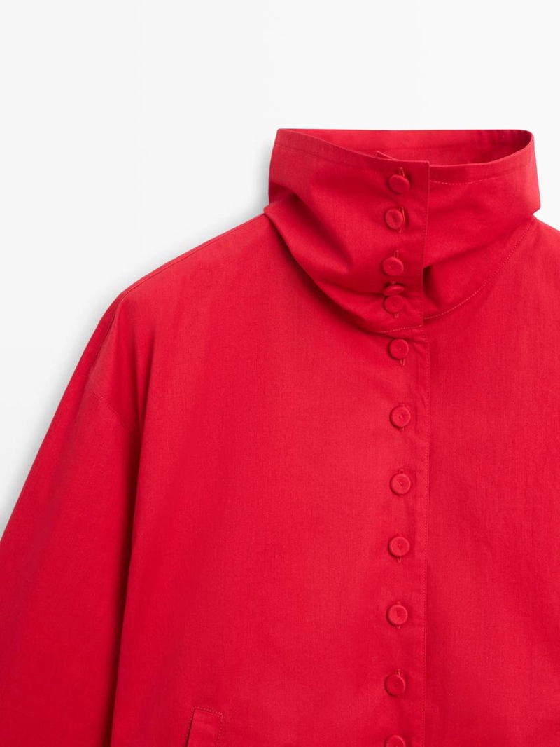 Легкая хлопковая куртка с пуговицами