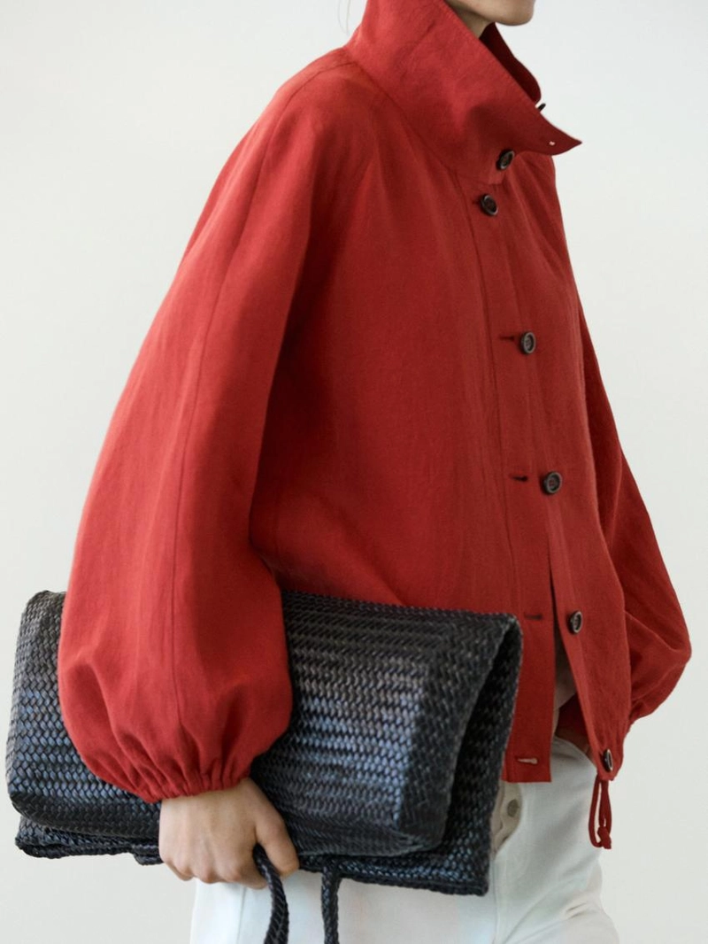 Льняная объемная бомбер-куртка