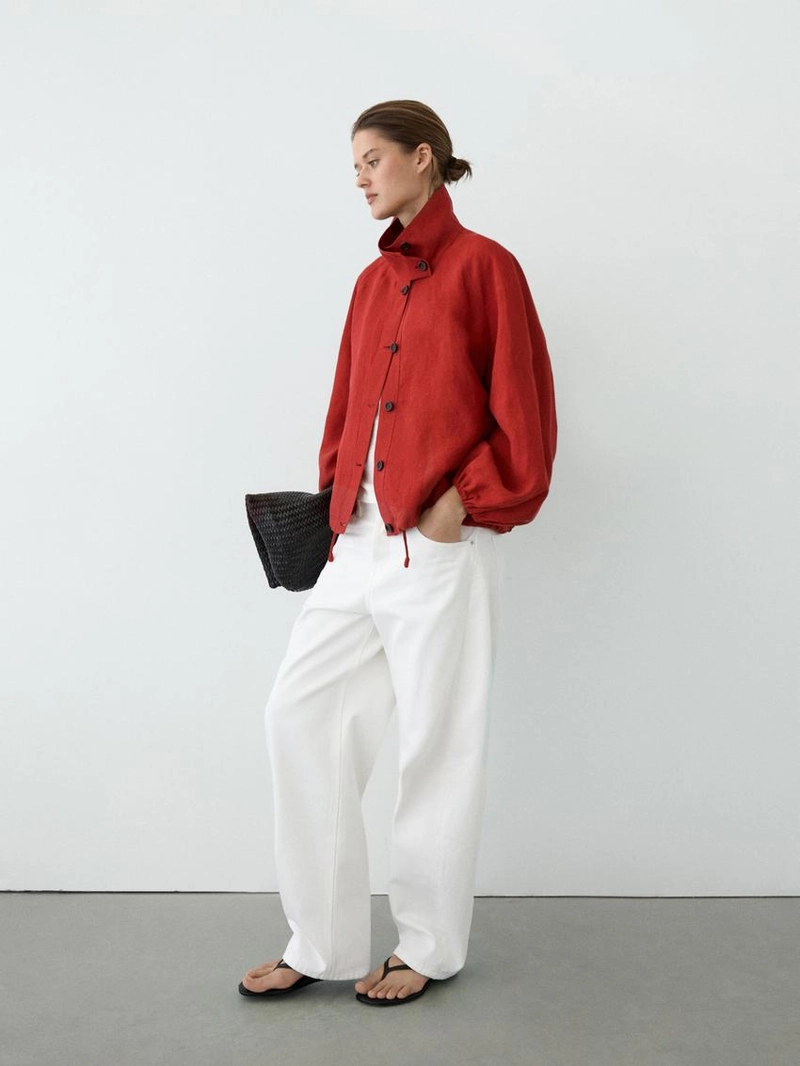 Льняная объемная бомбер-куртка