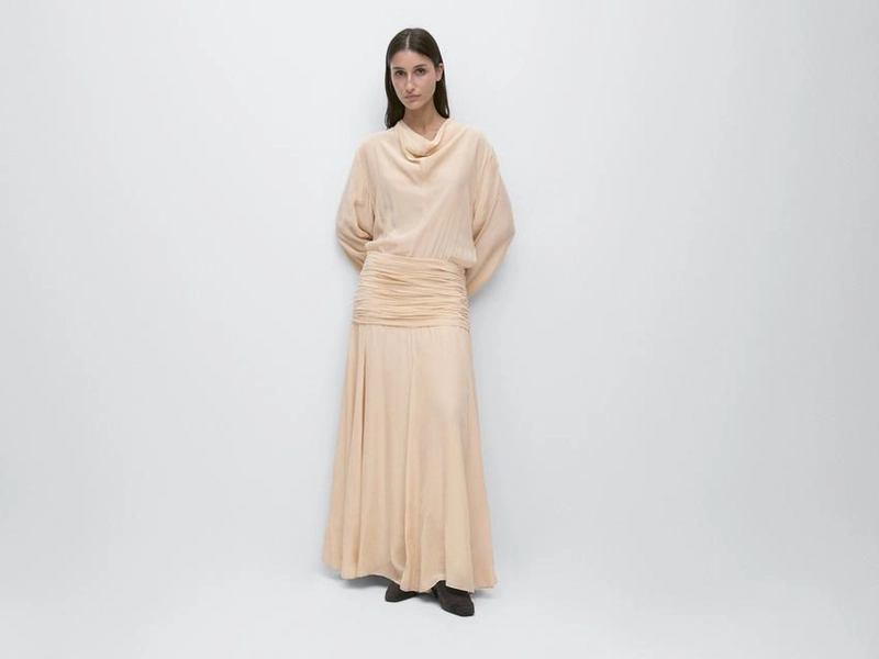 Длинное платье с оборками