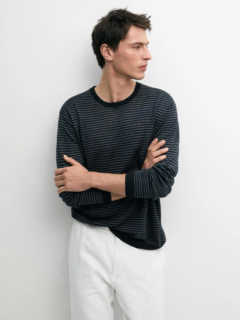 Льняной свитер с полосатыми деталями