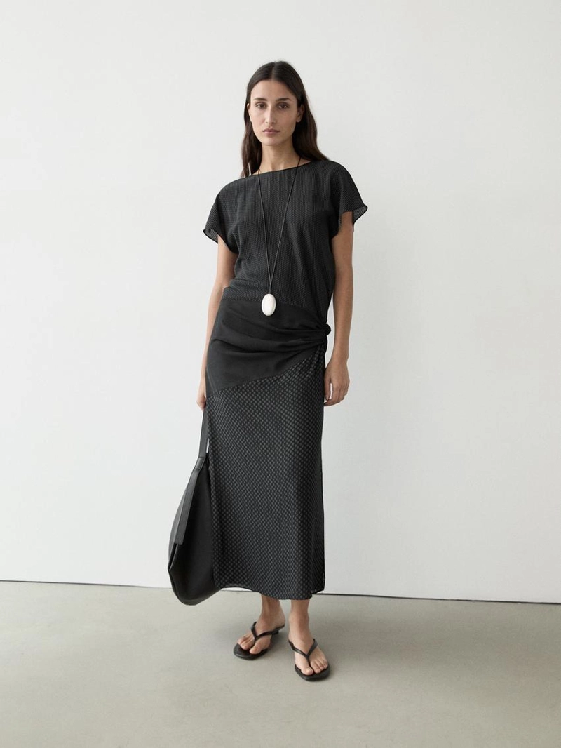 Длинное платье с принтом и деталью узла